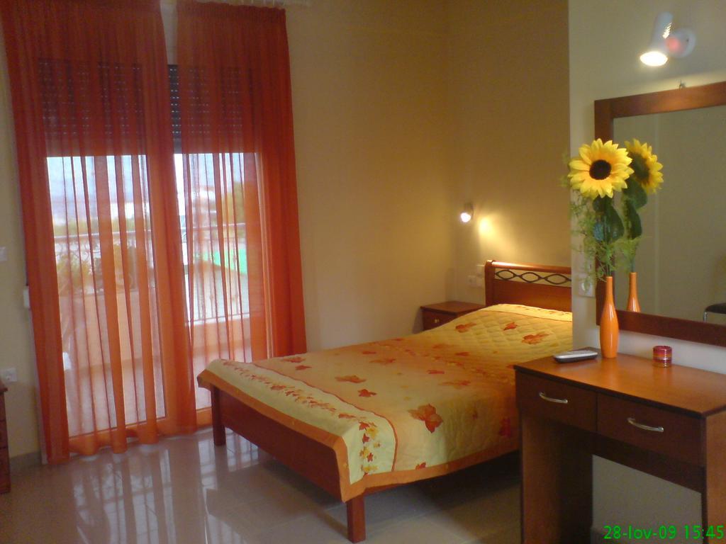 Appartamento Golden Sun Rovies Camera foto